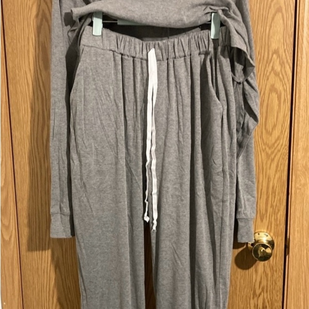 Gray Pajamas Intimates & Sleepwear - Picture 6 of 7